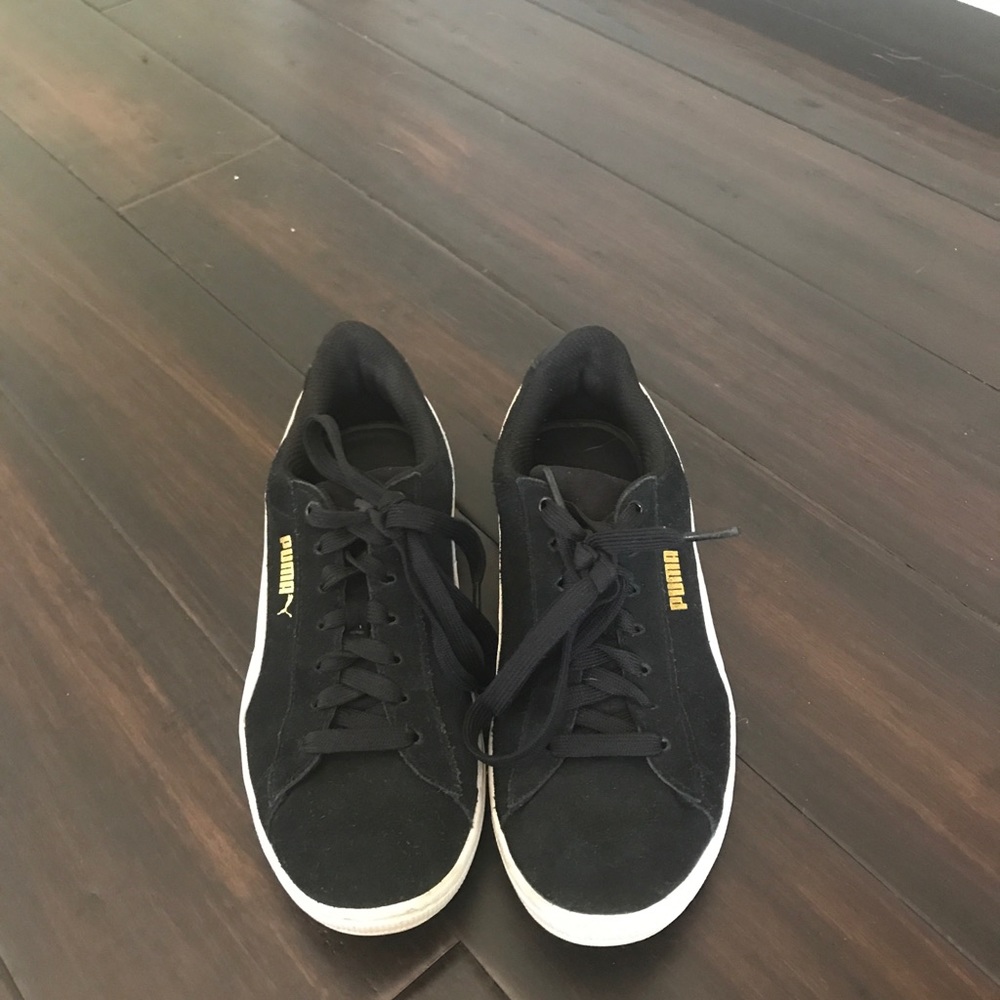 Puma suede classic sneakers 8 in women’s